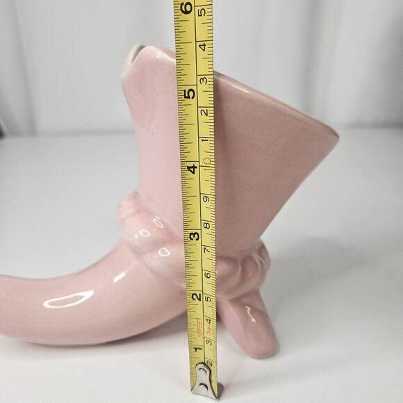 Vintage 50's Pink Pottery Cornucopia Flower Vase Mid-Century Cottage - Picture 7 of 8